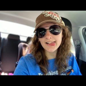 Meet your Posher, Ali